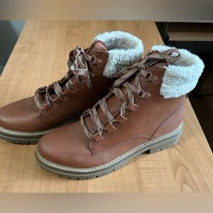 New Boots Time and tru memory foam hiker shoes womans size 11